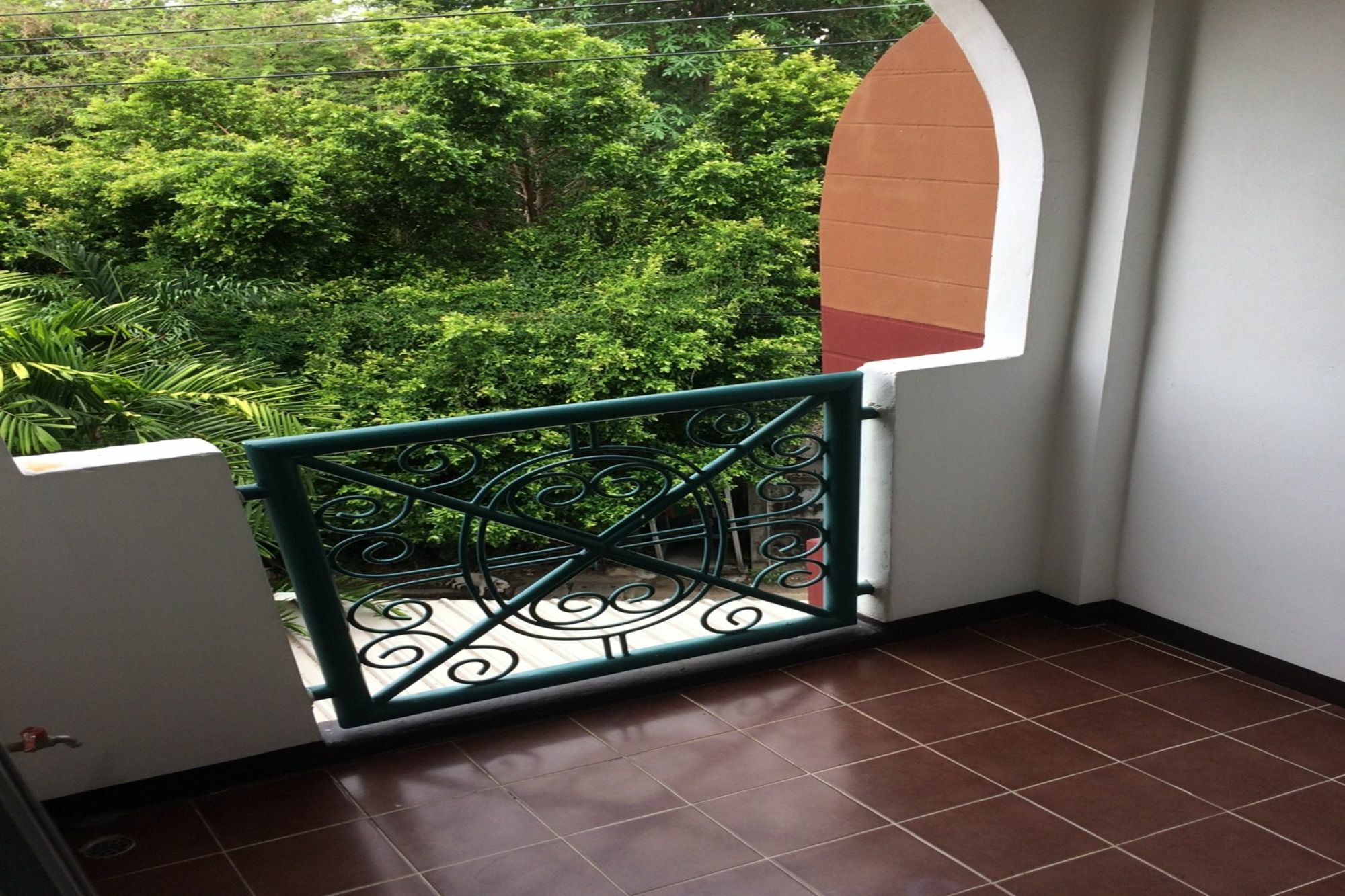 Baan Khun Mae Apartment Бангкок Екстер'єр фото